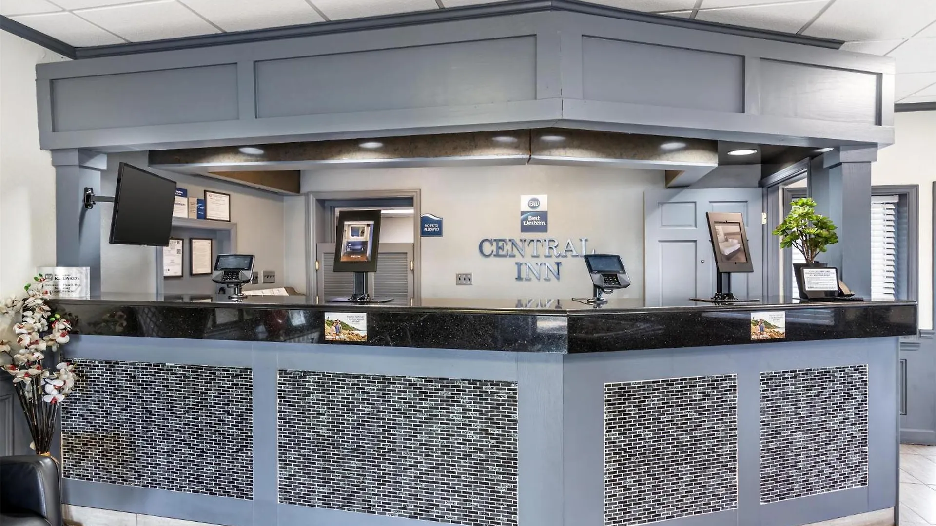 Best Western Central Inn Savannah Hotel