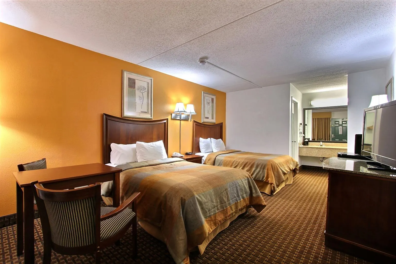 Best Western Central Inn Savannah 3*,